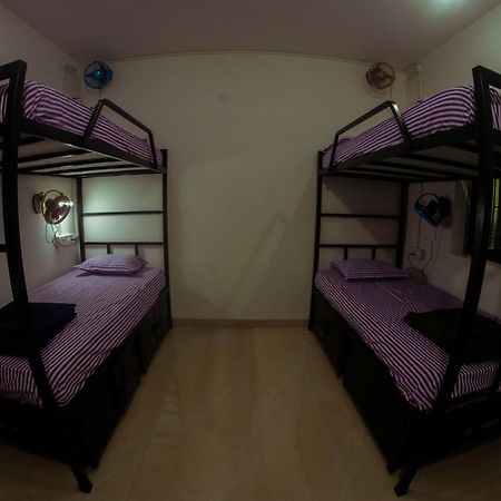 Bonds Hostel Candolim Kültér fotó
