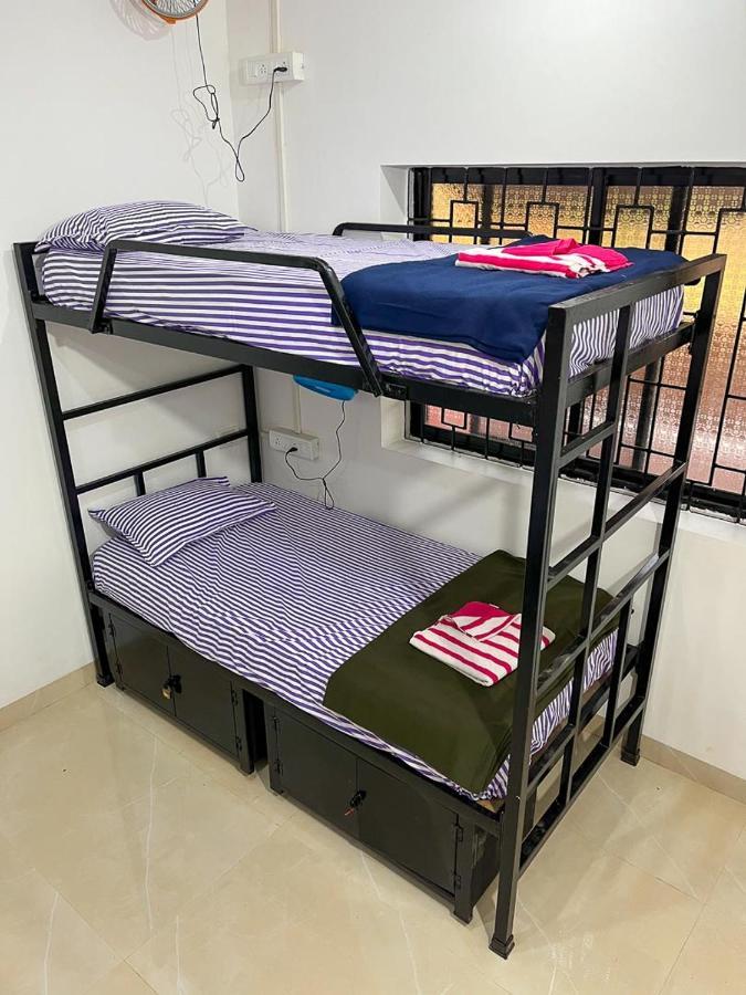 Bonds Hostel Candolim Kültér fotó